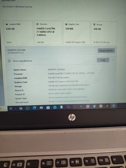Vând laptop HP elitebook 840 , procesor Intel i7