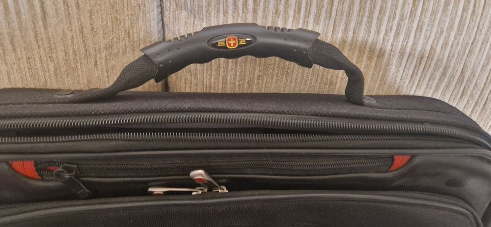 Vand geanta laptop 17" Wenger Swissgear Yukon