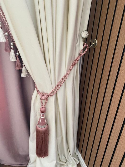 Продадим Шторы комплект