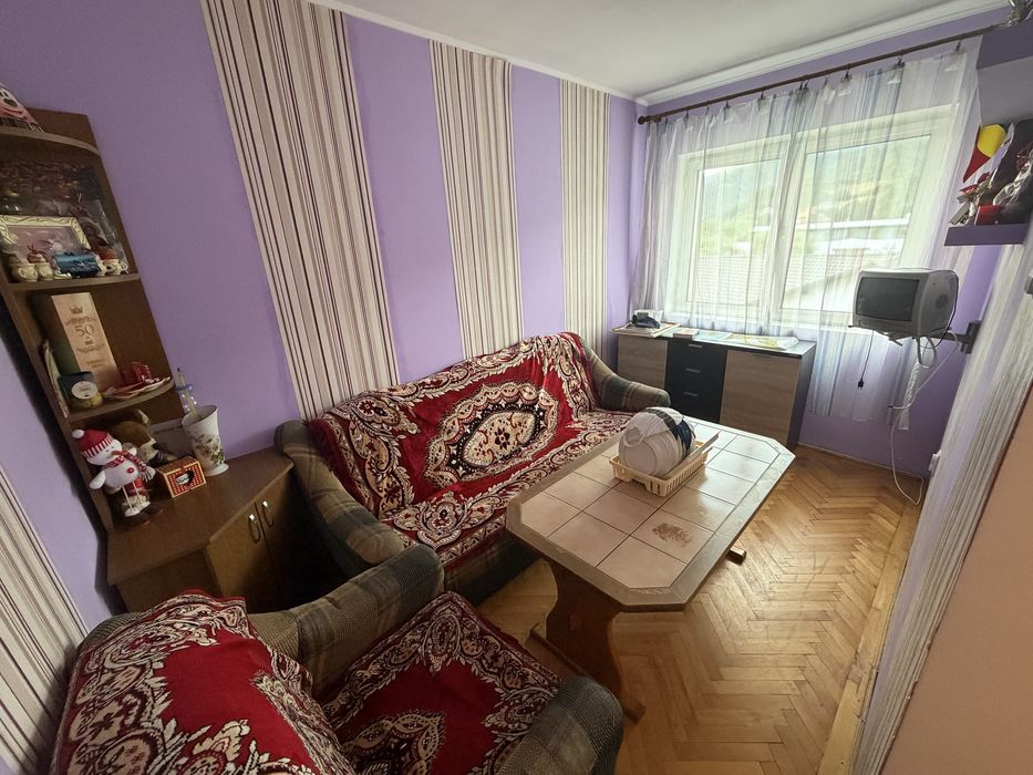Apartament de vanzare Brezoi, jud Valcea