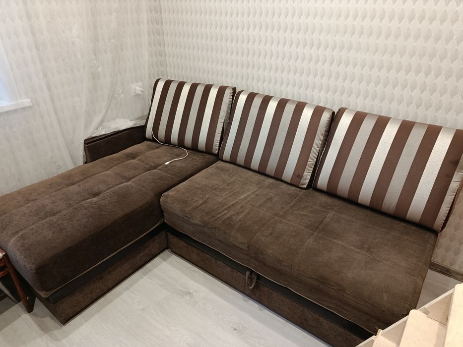 Продам диван и кресло