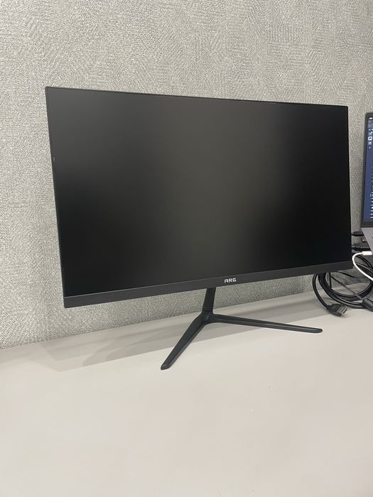 Монитор 21.5" ARG M22R3F100 черный