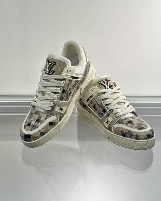 Adidasi Louis Vuitton Trainer Premium