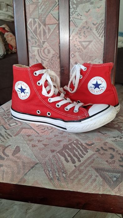 Детски маратонки Converse и Adidas Marvel