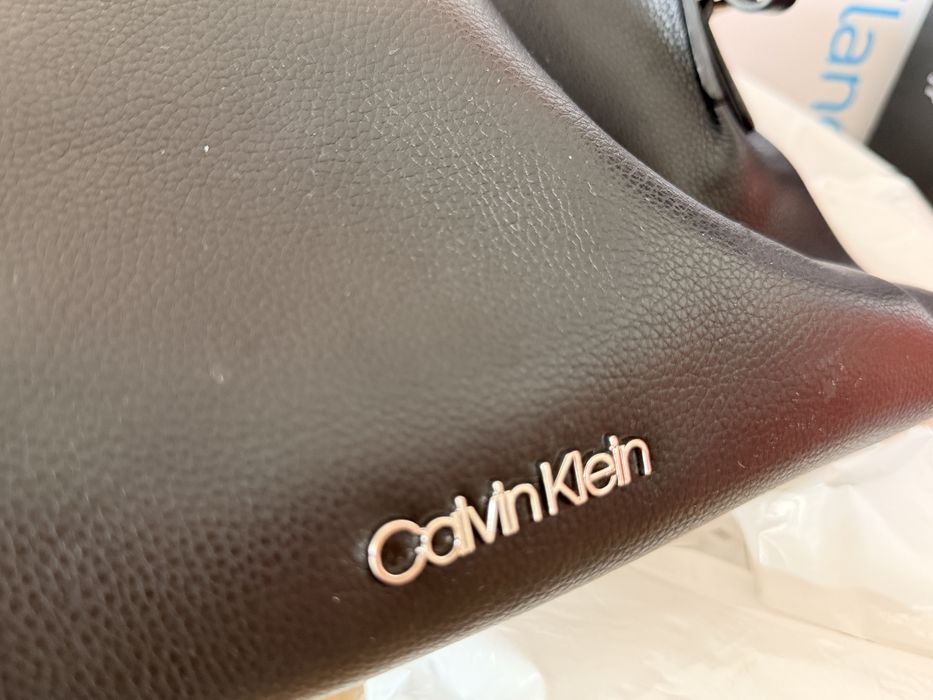 Дамска чанта Calvin Klein