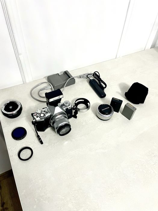 Olympus OMD E-M5 Mark II + obiective