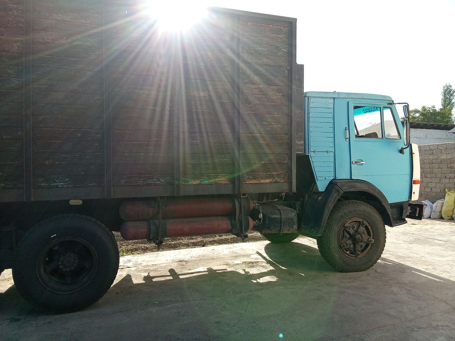 Kamaz 53212 yili 89 tosh vil Örtachirchiq tumani kuchlik