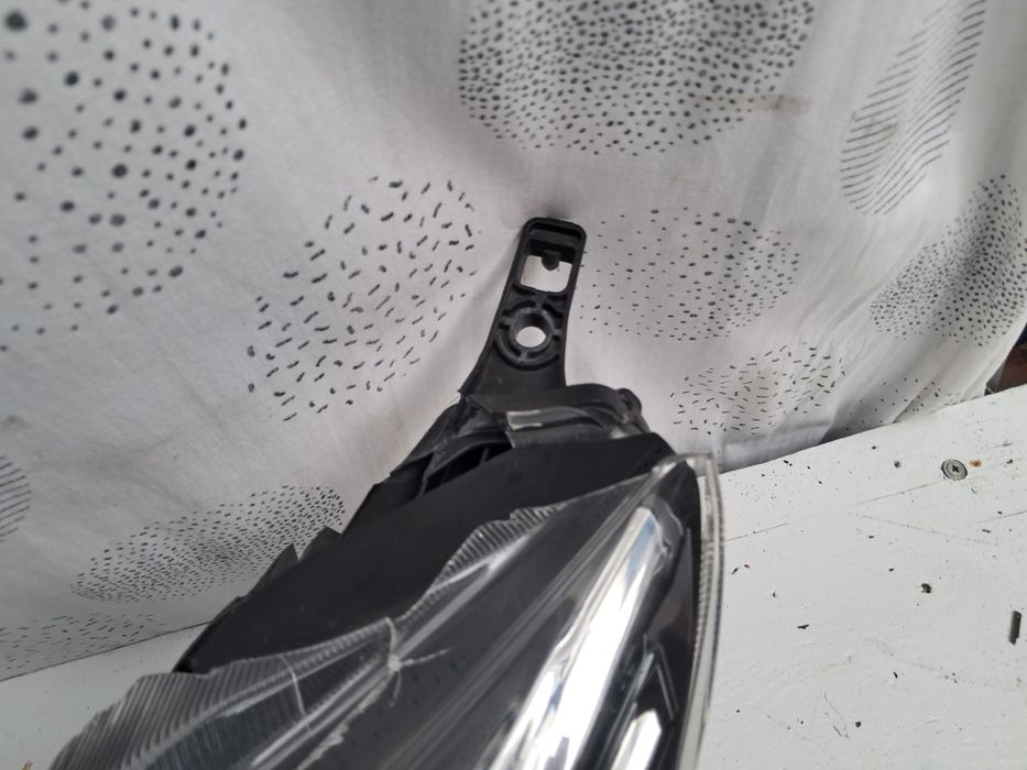 Фар Nissan Micra  K14