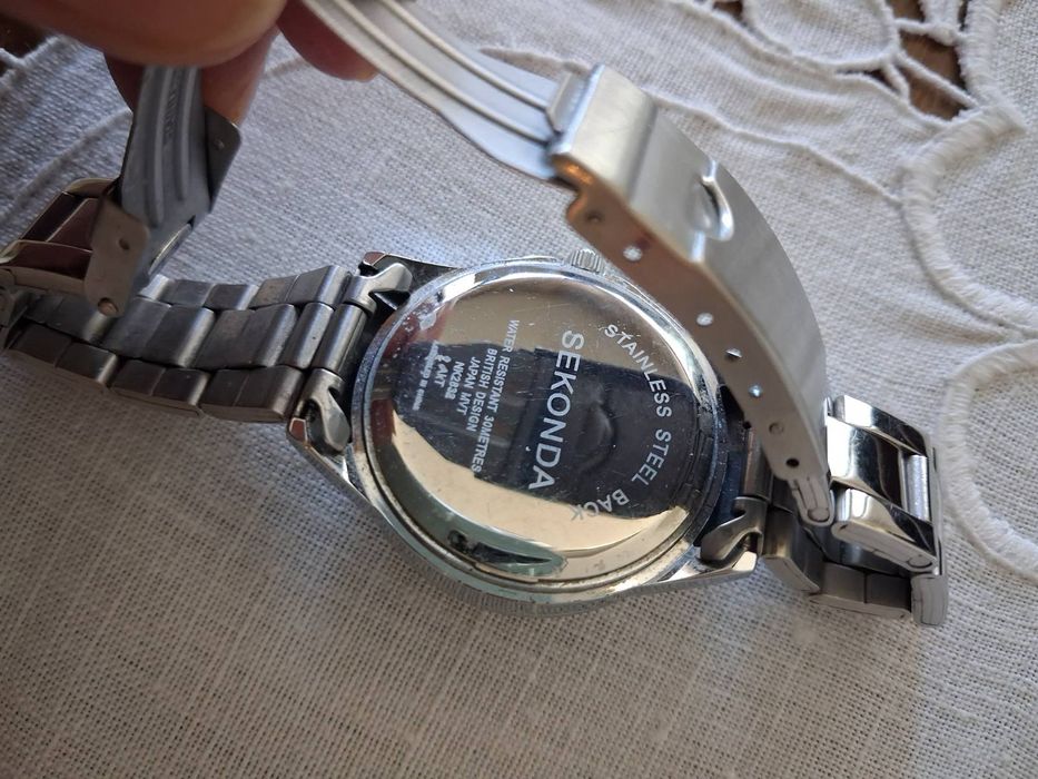 Ръчен часовник Sekonda, дамски