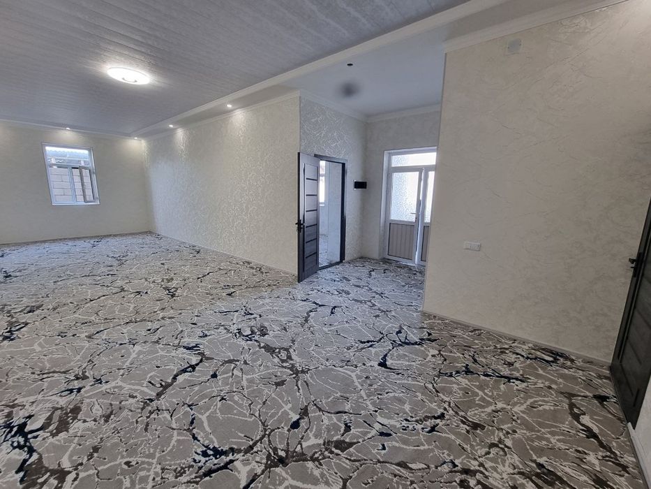 Yangi Qurilgan Hovli Uy Sotiladi.