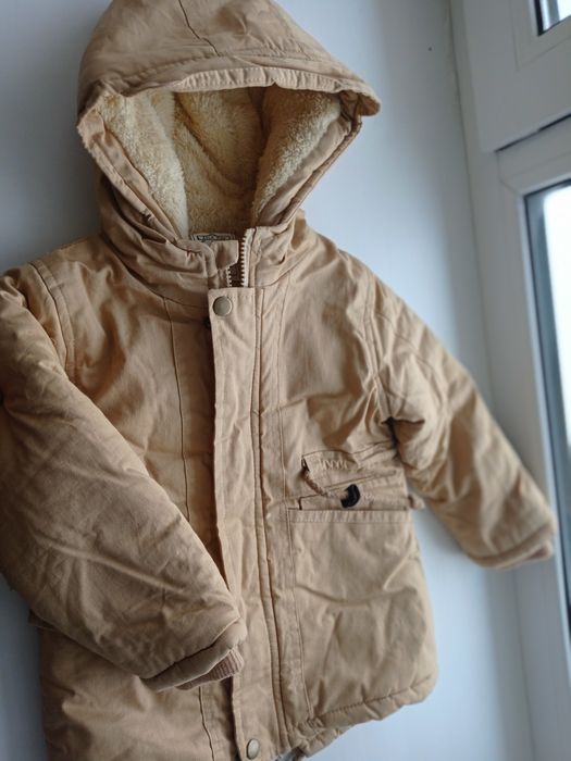 Продам демисезонную парку