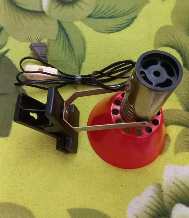 Светильник-прищепка