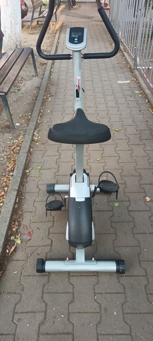 Vând bicicletă fitness!