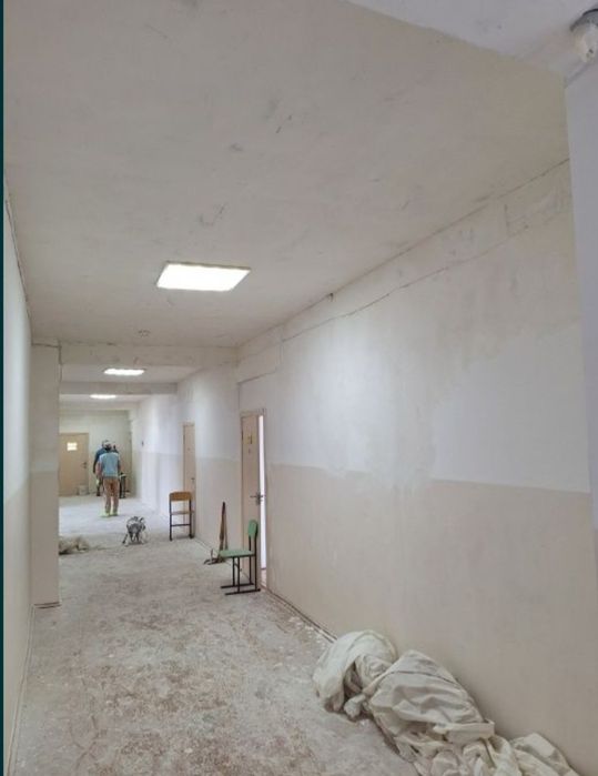 Вытяжка стен и потолков