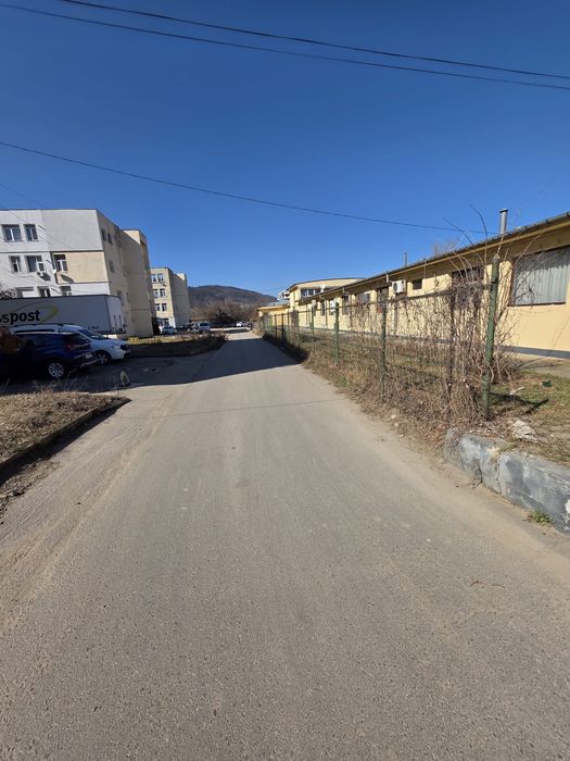 vand/inchiriez spatiu comercial