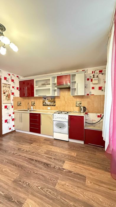 Продам 2 комн. кв. район Азии