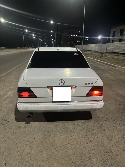 Прадам Мерседес 124