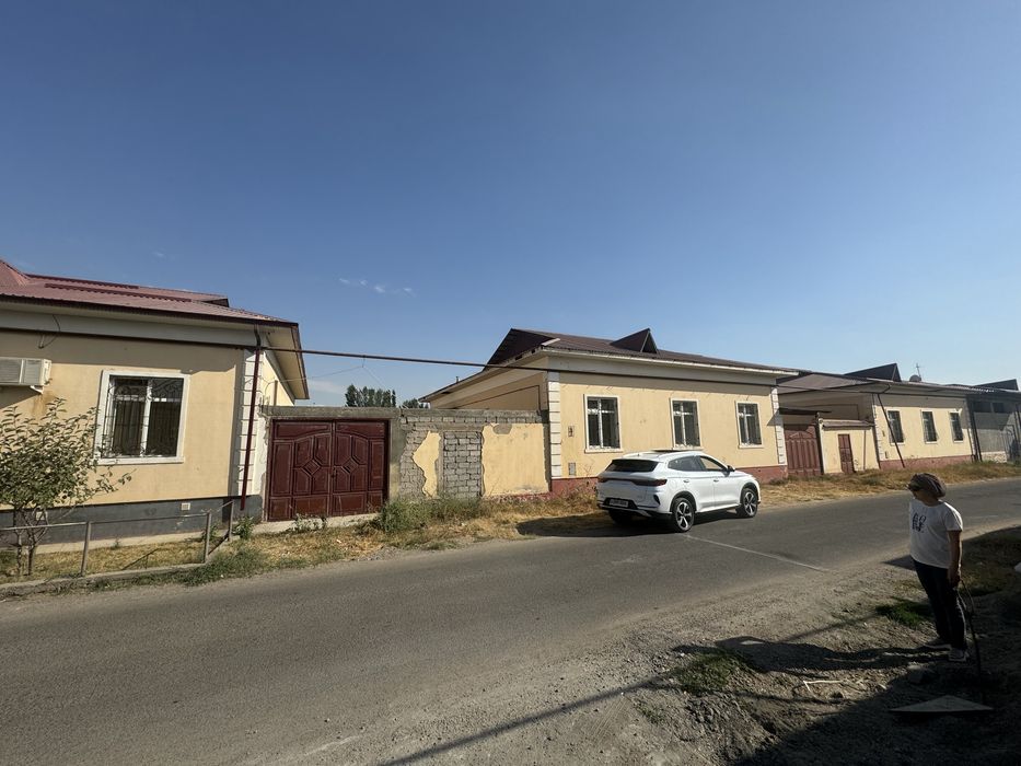 Участок Бустонлик