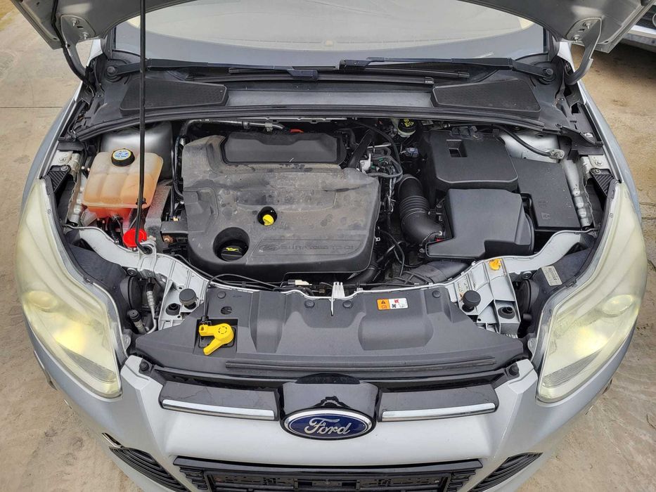 Dezmembram Ford Focus 3 break 2012