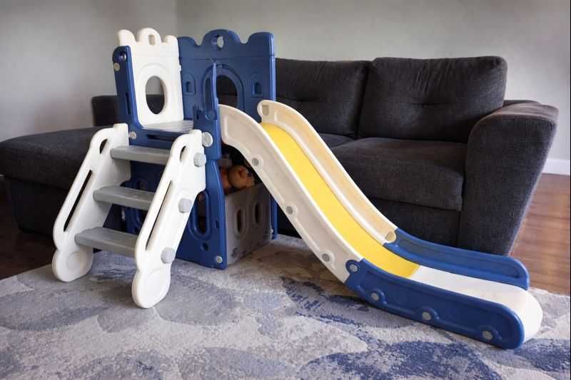 Многоцветна детска пързалка за игра JUMP SONNE941