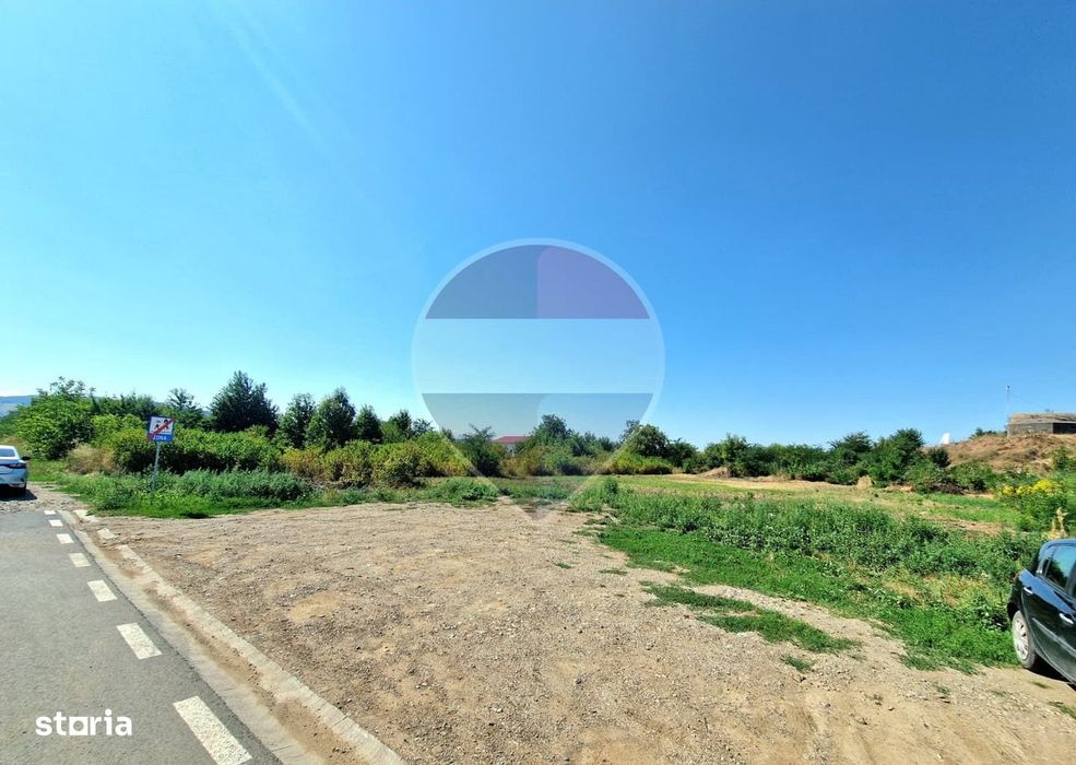 Teren 1.800 m² Intravilan Bacău (deschidere 28 ml)