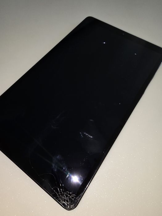 Продам планшет samsung на запчасти