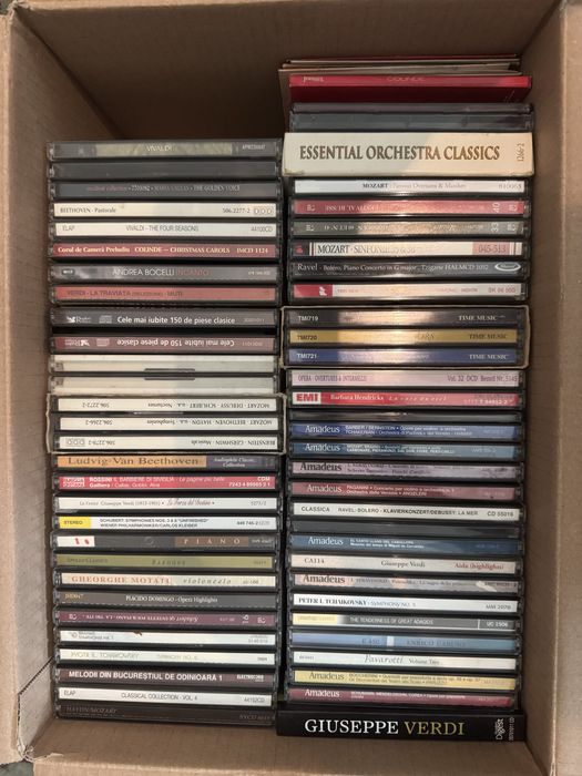 Colectie de peste 400 CD-uri diverse!