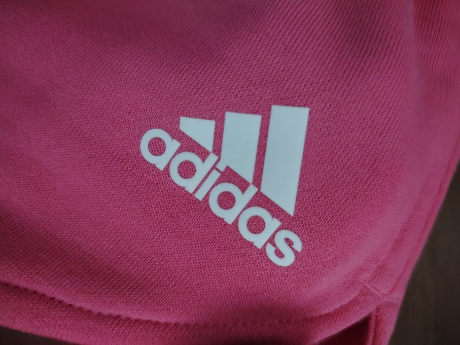 Ефектни памучни шорти Adidas