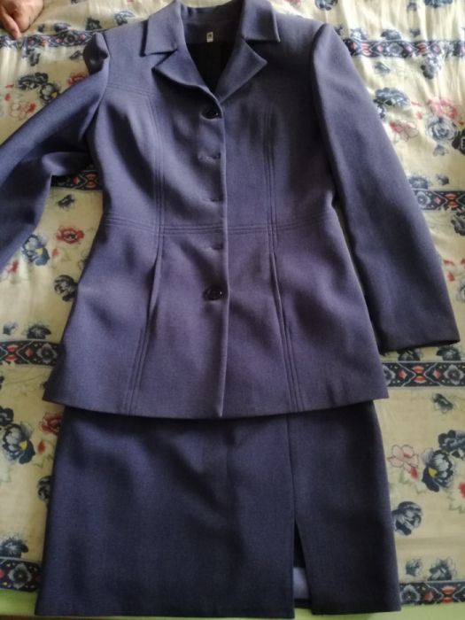 Дамски   костюми
