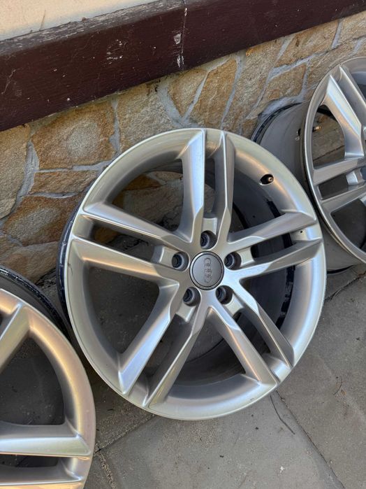 4 броя Лети джанти за AUDI 18" 8J x 18H2 ET47 5x112