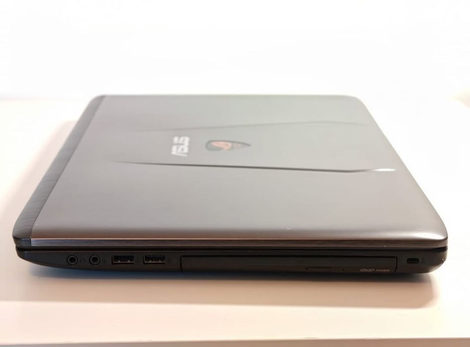 Laptop ASUS ROG | 17,3 inch | 32Gb RAM | 1TB HDD | 250Gb SSD