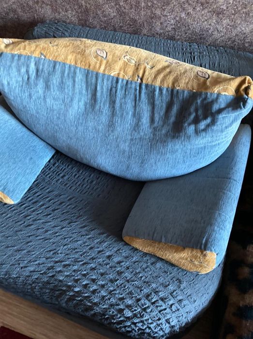 Продам мягкий уголок Б/У