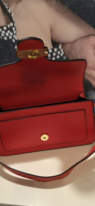 Geanta  roșie medie