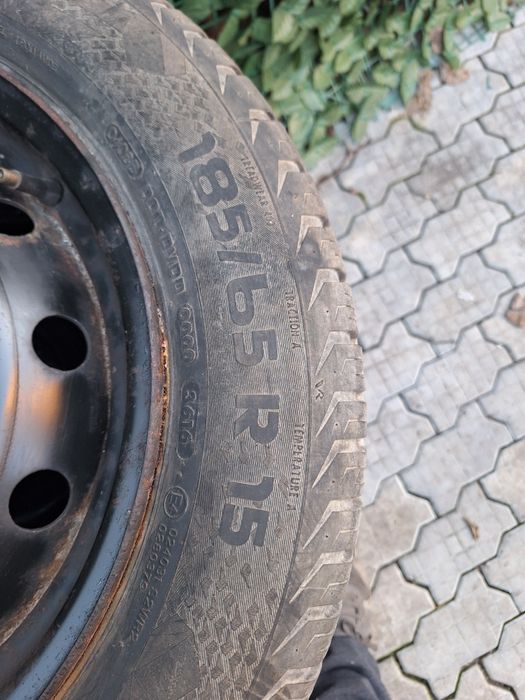 Vand Anvelope cu jenti profil iarna pt Logan