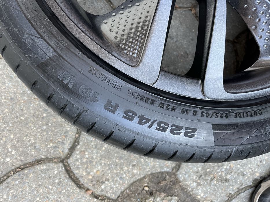 Jante aliaj 5x114.3mm, anvelope vara 225/45 R19 Renault Kadjar, Captur, Koleos, Nissan