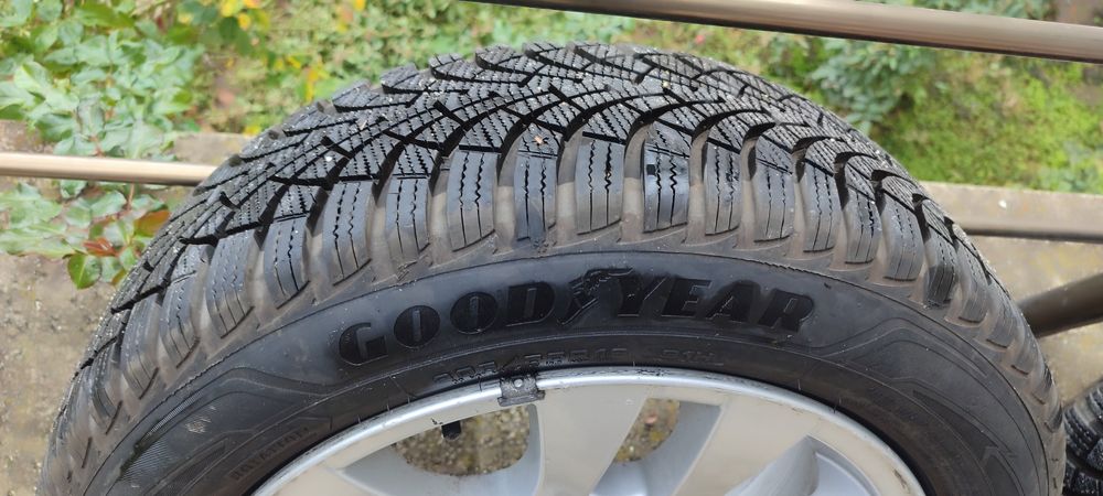 16-ки Джанти с зимни гуми 5х120 централен отвор  72.6