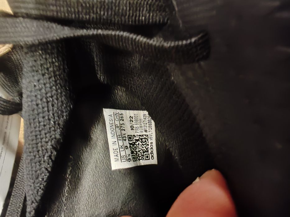 Ghete fotbal Adidas Predator Accuracy