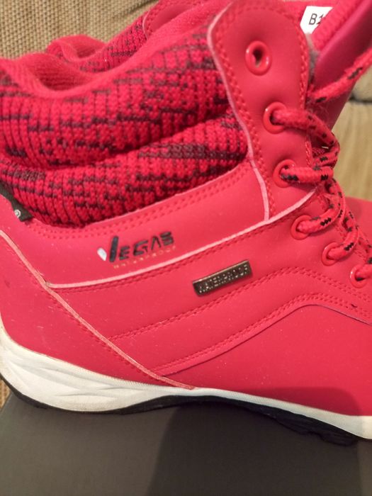 Ботинки женские зимние