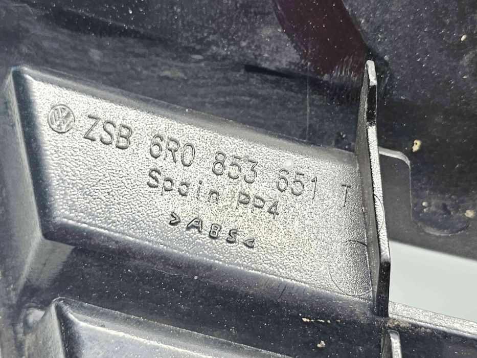 Grila bara fata Volkswagen Polo (6R) [Fabr 2009-2016] 6R0853651T