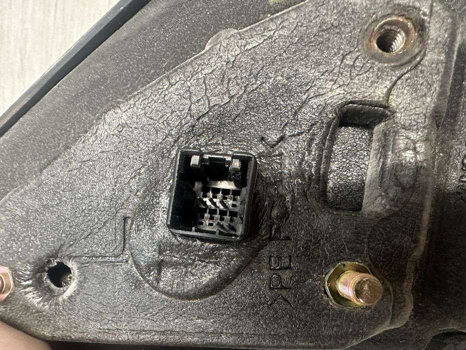 Огледало ляво за Хюндай Туксон 2004-2009г.!