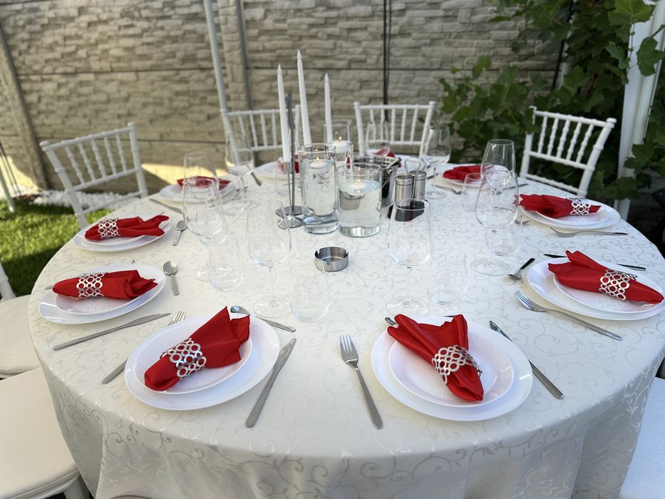 Inchiriere corturi, mese si scaune pentru evenimente