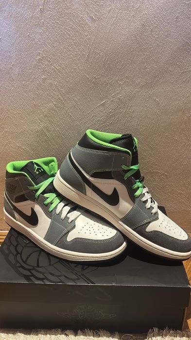 Air Jordan Mid 43