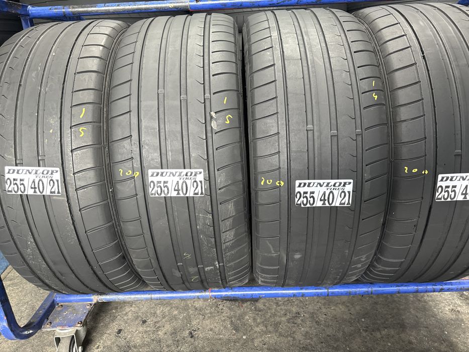 255/40/21 Dunlop Vara