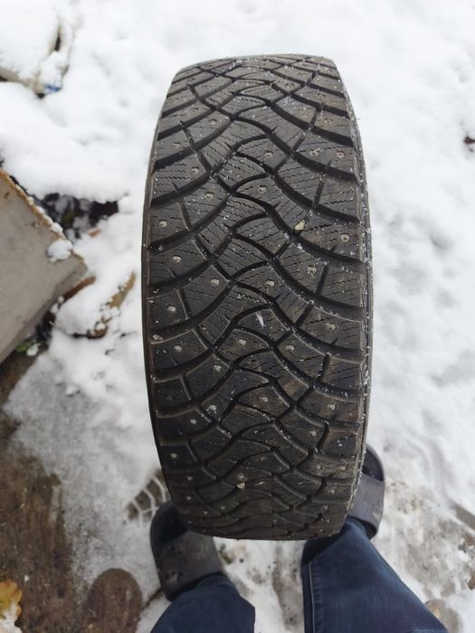 Продам шины R15 зима