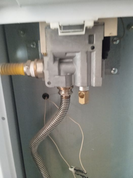 Продам образование газовый котел