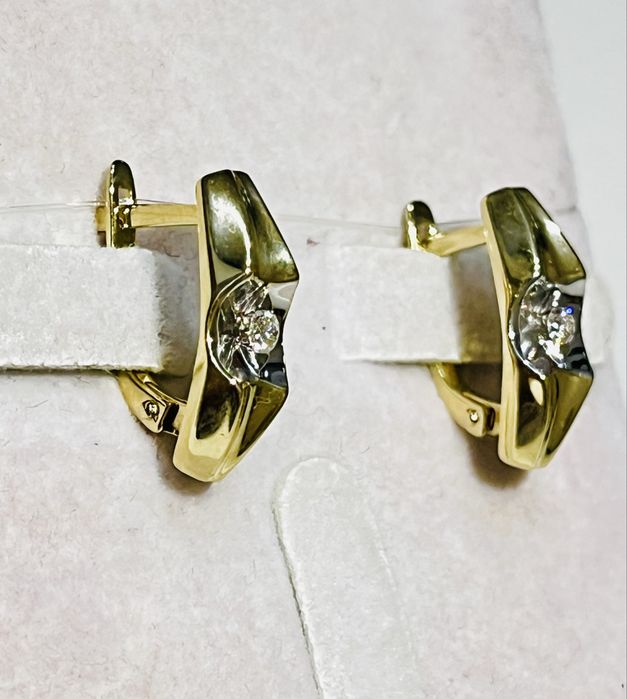 Золотые серьги с бриллиантами  585 Россия