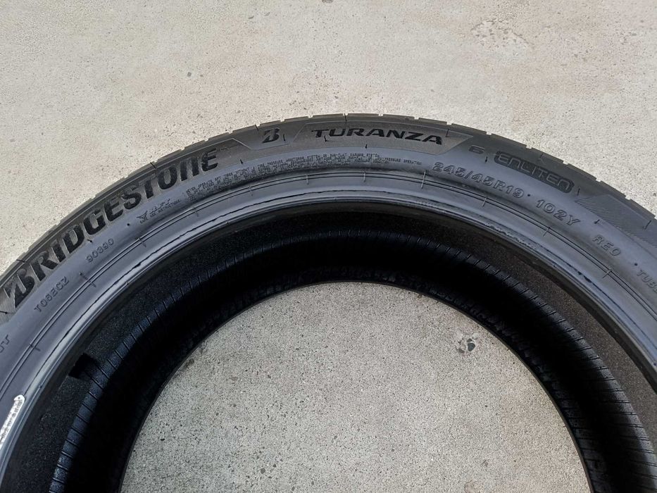 O anvelopa de vara 245 45 19 bridgestone turanza 6 run flat dot 3525