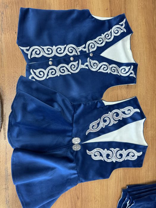 Национальные жилетки