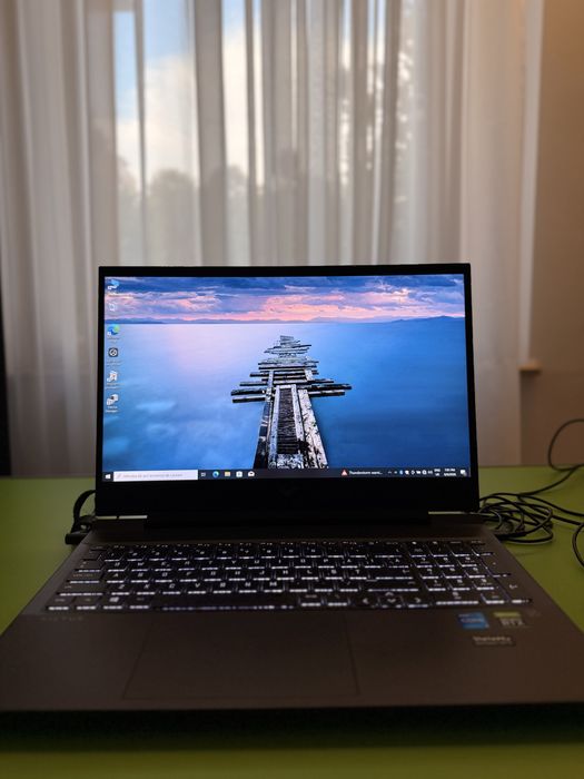 Laptop Gaming HP Victus | i5-11400H | RTX 3060 | 16GB RAM | 512GB SSD + CADOU Mouse Steelseries Rival 3