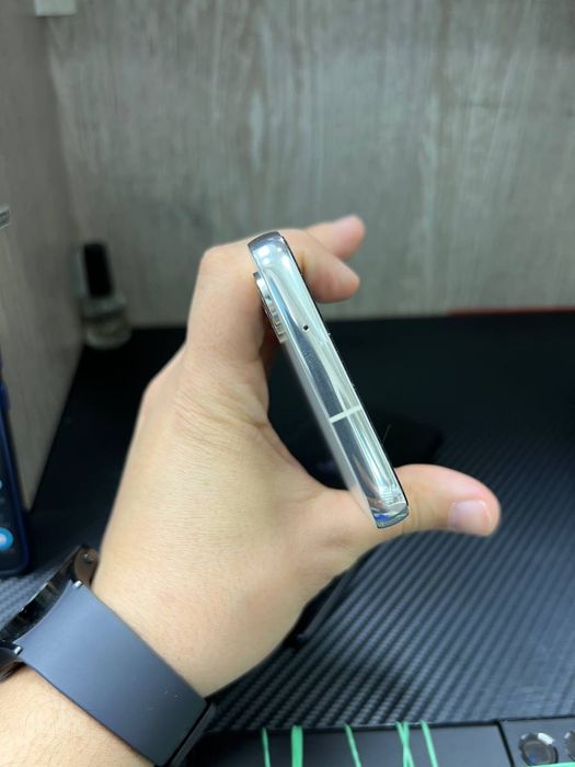 Samsung s23 8/256Gb ideal